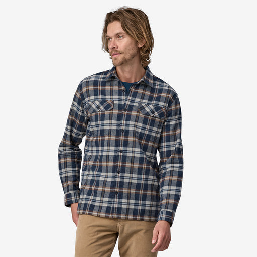 Patagonia Men's Long-Sleeved Organic Cotton Midweight Fjord Flannel Shirt (Fields: New Navy, M)
