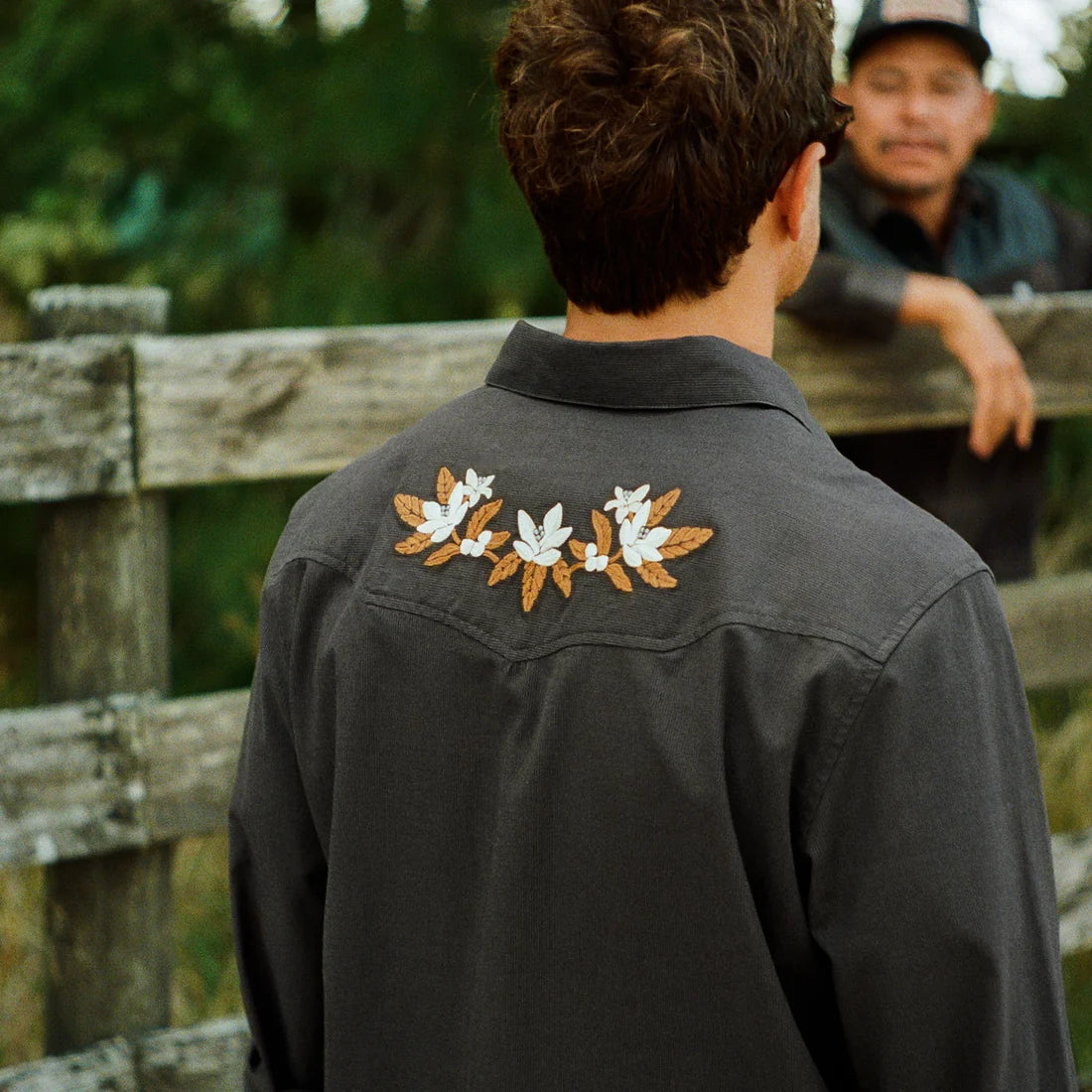 Howler Brothers Crosscut Deluxe Orange Blossoms : Antique Black