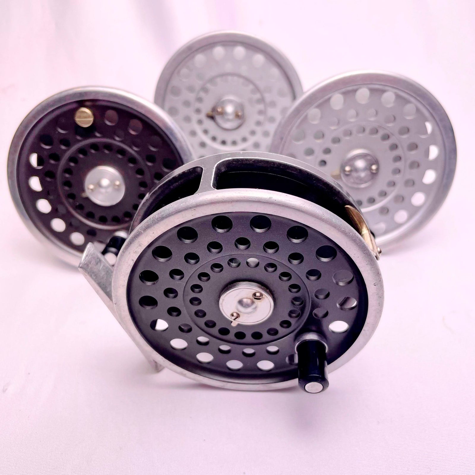Scientific Anglers System 7 Reel and 3 Spools