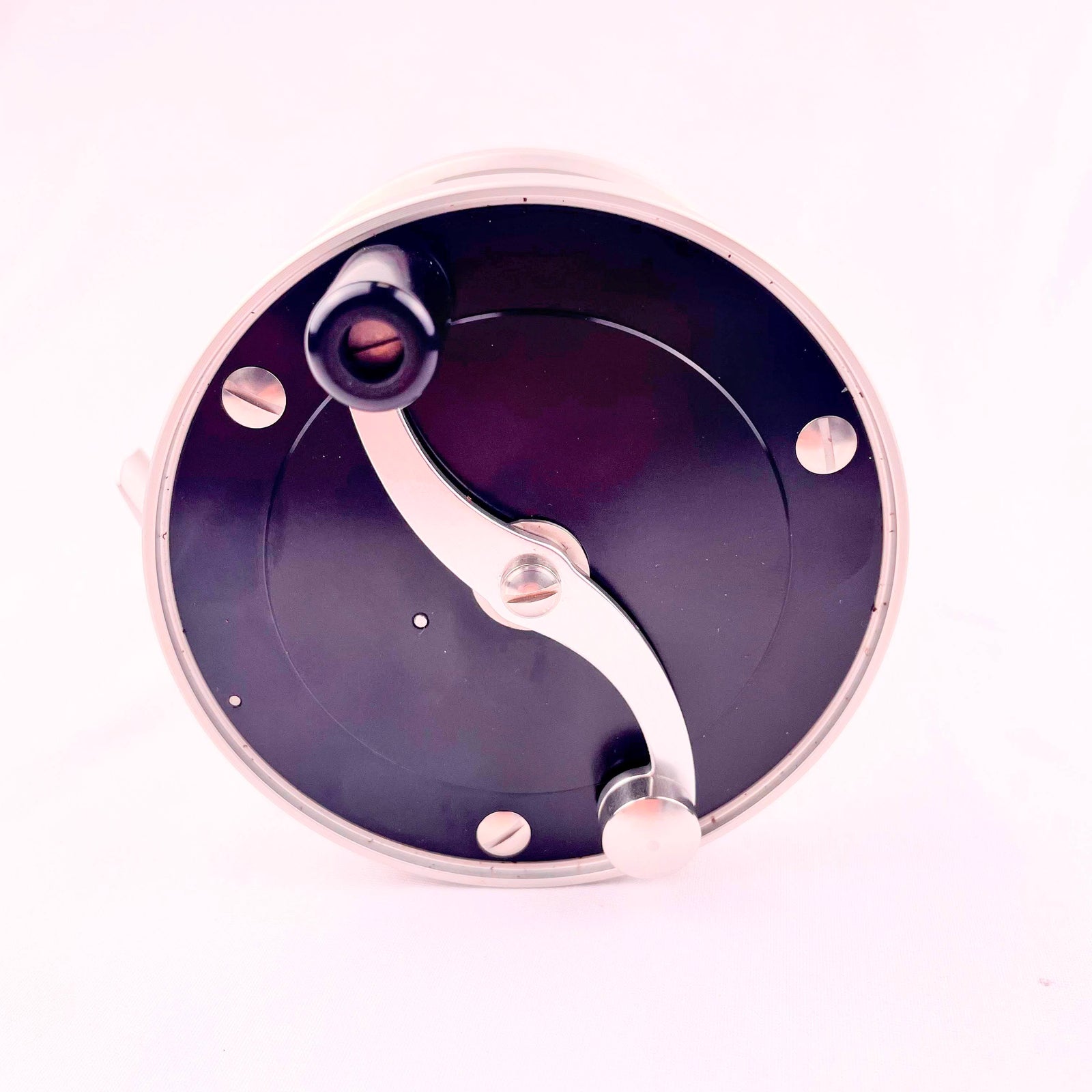 IWANA RETRO 2:1 MULTIPLIER SALMON REEL 4"