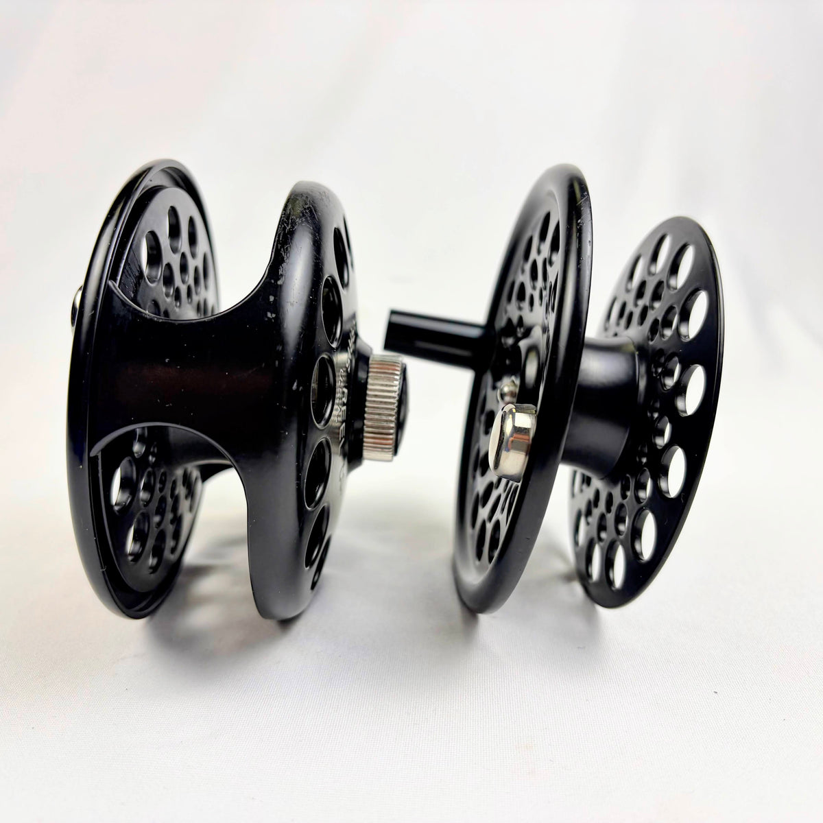 Harris Reel Co. Solitude IV (4) Reel and Spool
