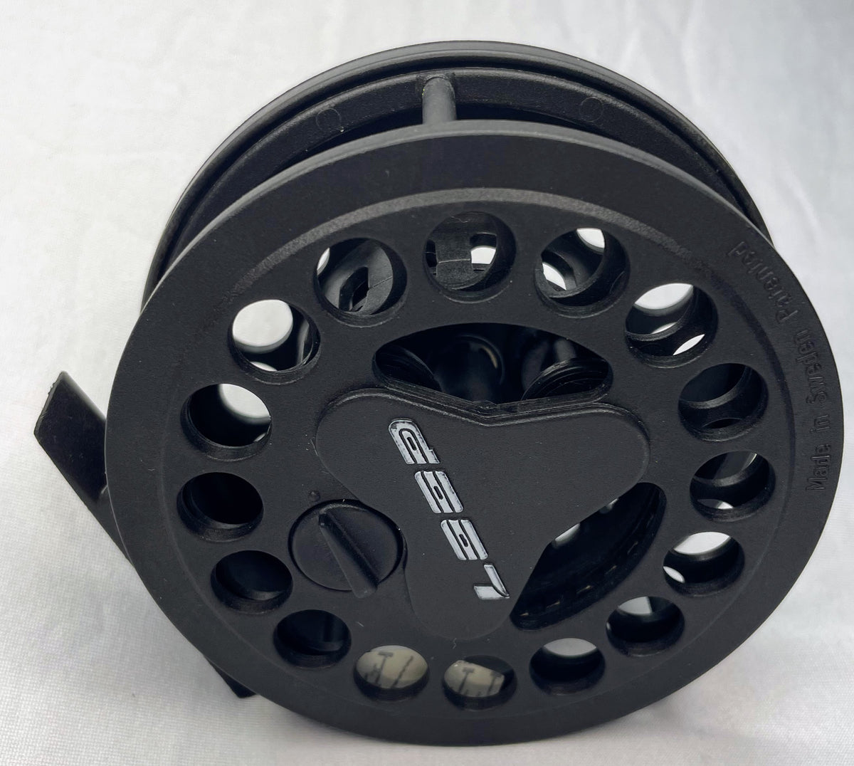 Loop Graphite Reel and 5 Spare Spools