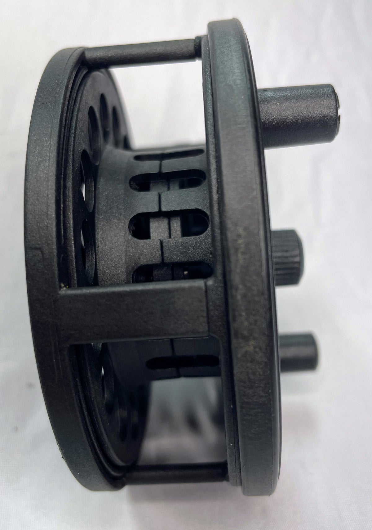 Loop Graphite Reel and 5 Spare Spools