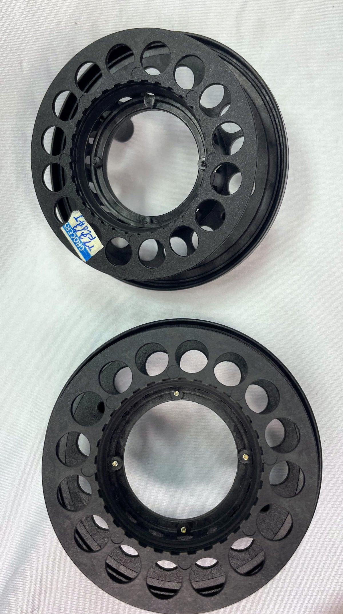 Loop Graphite Reel and 5 Spare Spools