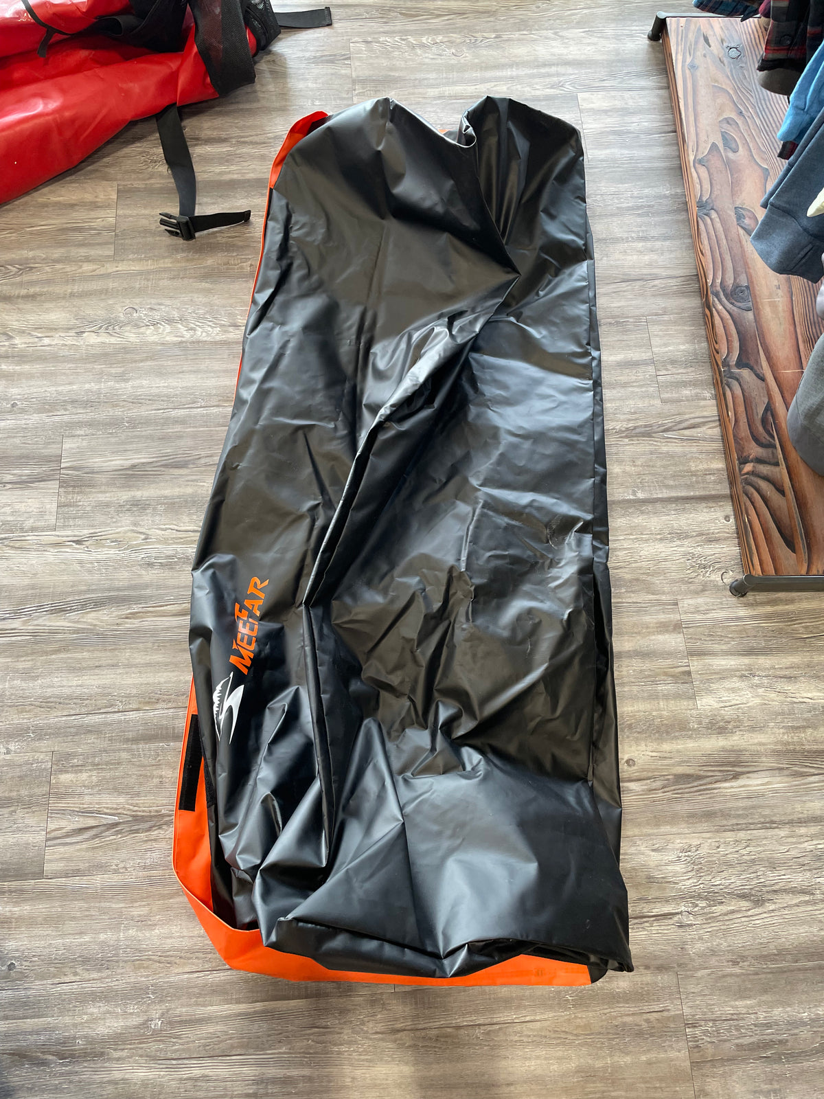 FLYCRAFT INFLATABLE FISHING BOAT: STEALTH FISHERMAN PACKAGE (2 MAN)