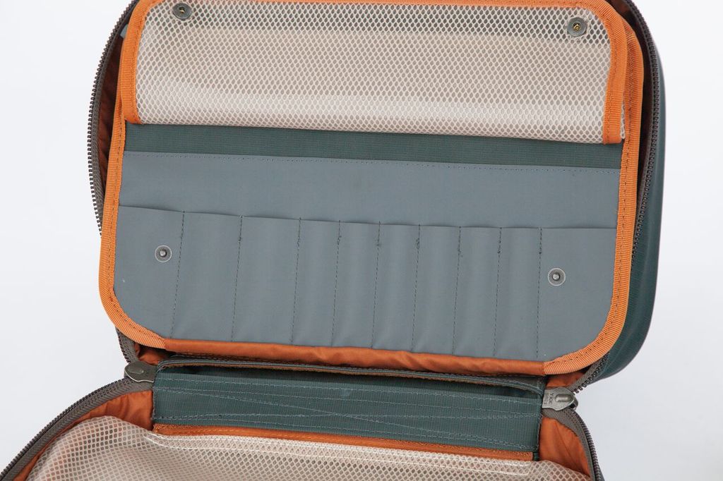 Fishpond Backwater Fly Tying Kit