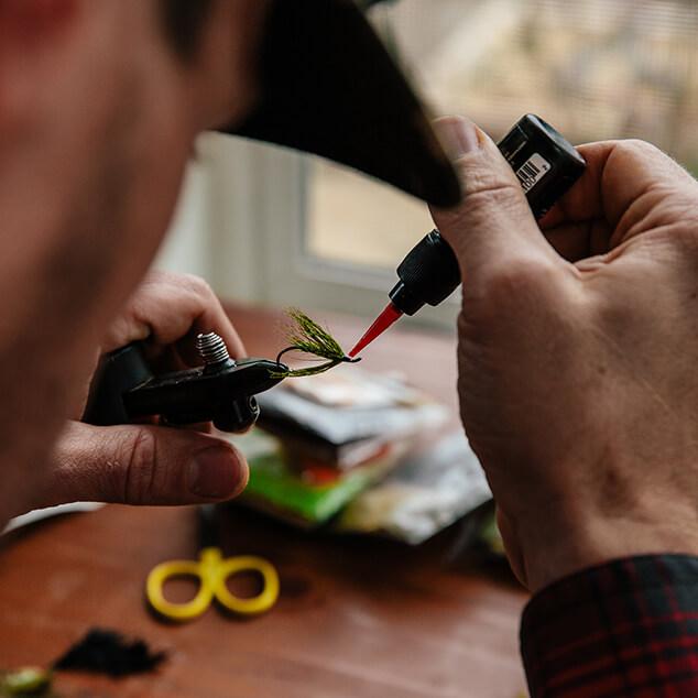 Loon Outdoors UV Clear Fly Finish - Flow (1/2 Oz)